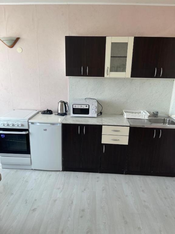 Complex Diva& Bar & Restaurant Apartment *