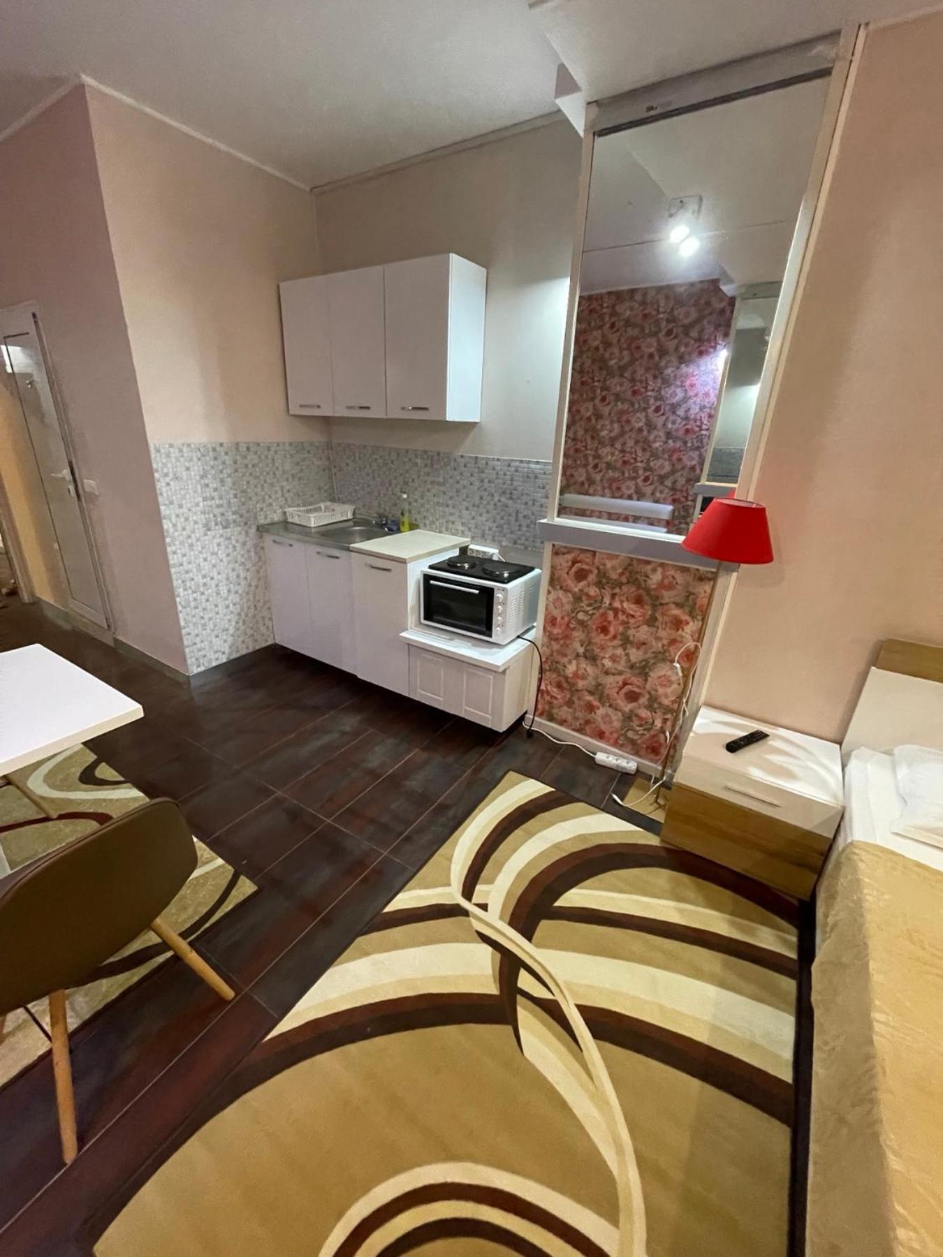 Complex Diva& Bar & Restaurant Apartment Saints Constantine and Helena