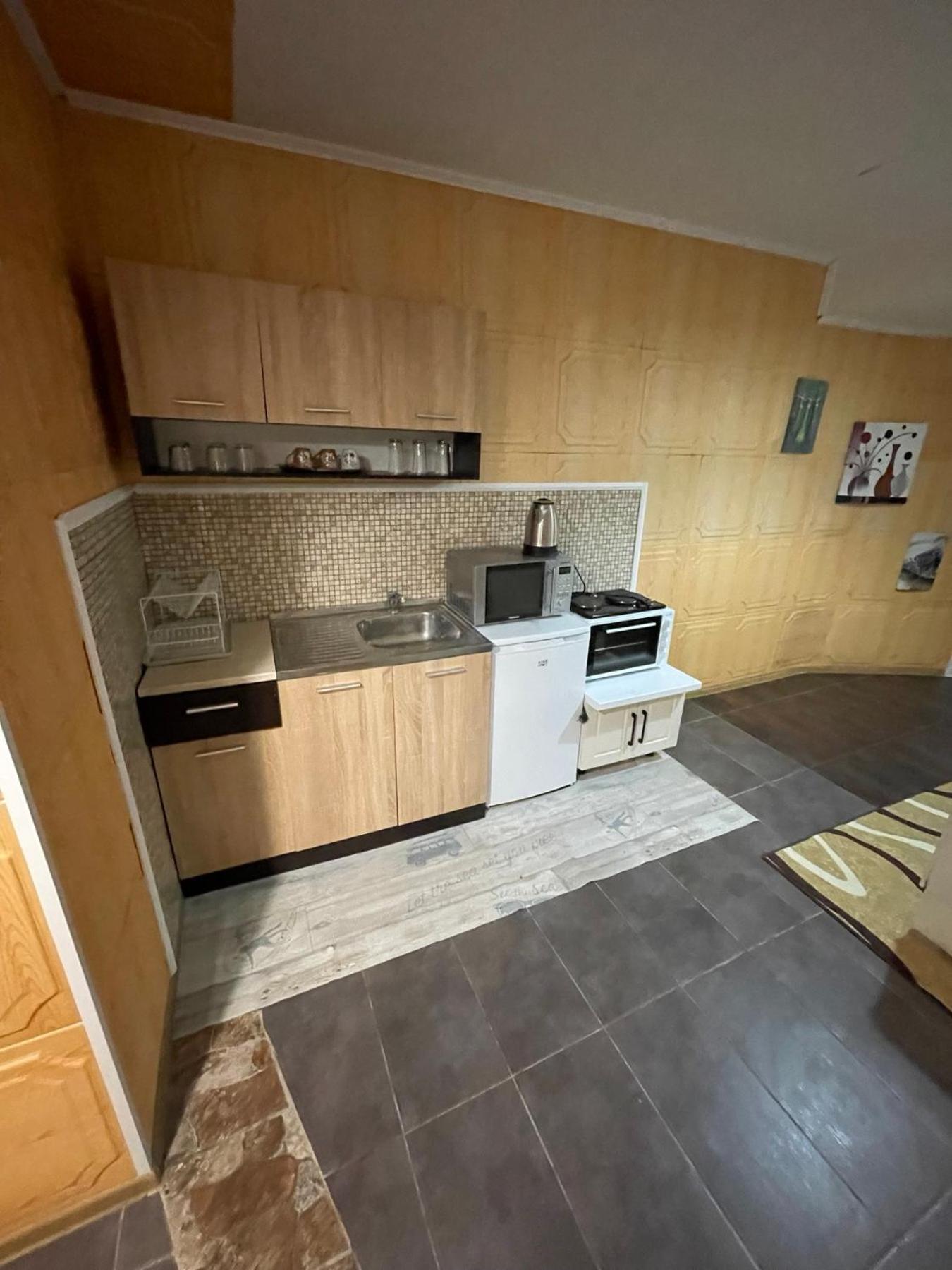 Complex Diva& Bar & Restaurant Apartment