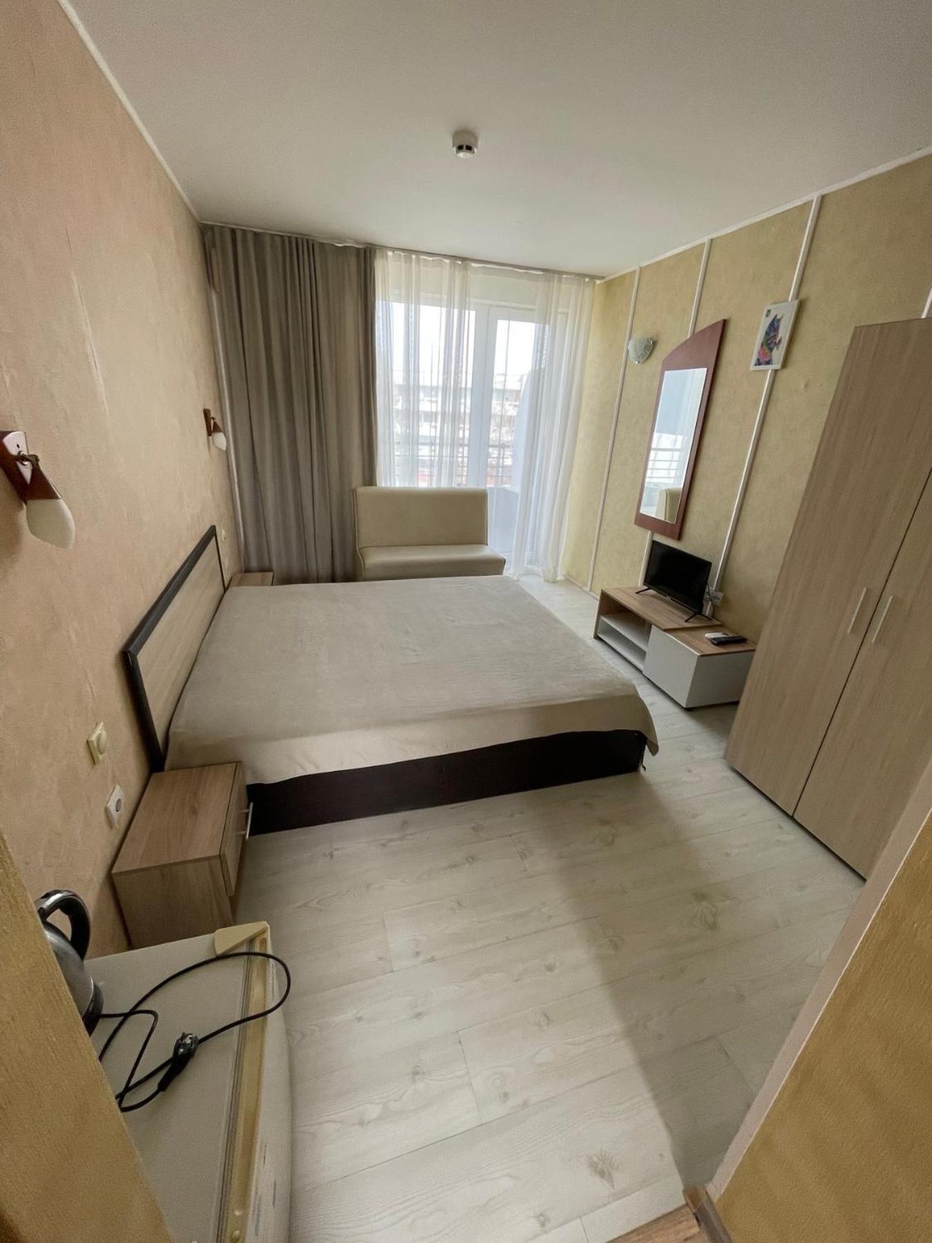 Complex Diva& Bar & Restaurant Apartment *
